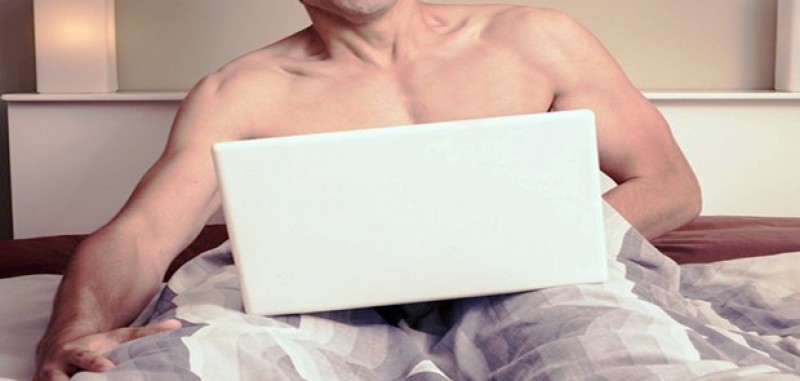 Pelaku Masturbasi Akan Di Denda Rp 1,3 Juta