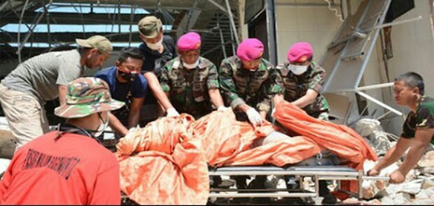 53 Korban Gempa dan Tsunami di Palu Dimakamkan Secara Massal