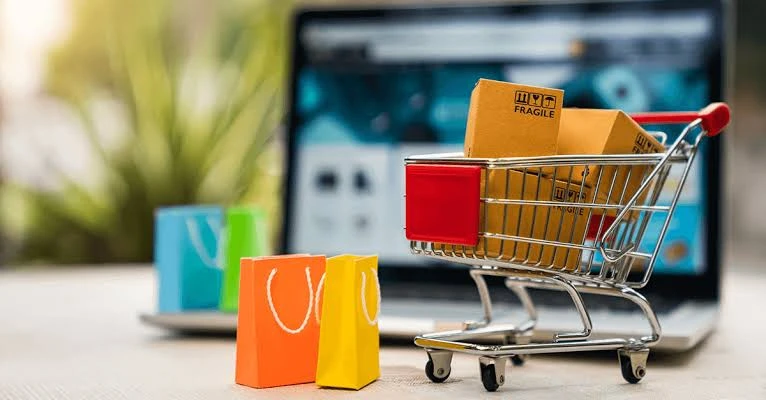 Pemerintah Bakal Tarik Pajak dari Pedagang di E-commerce