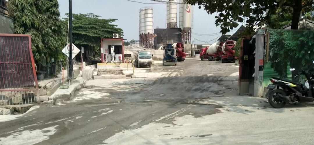 Membahayakan Kesehatan, Batching Plant di Tangsel Dikeluhkan Warga