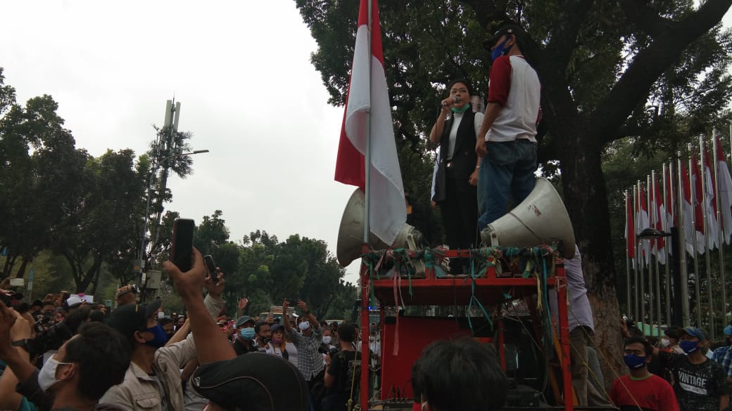 Pakar Epidemiologi: Demo Pelaku Hiburan Malam Beresiko Sebarkan Covid-19