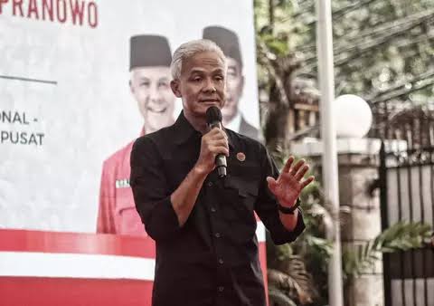 Ganjar: Tak Perlu Tangisi yang Pindah ke Kamar Sebelah
