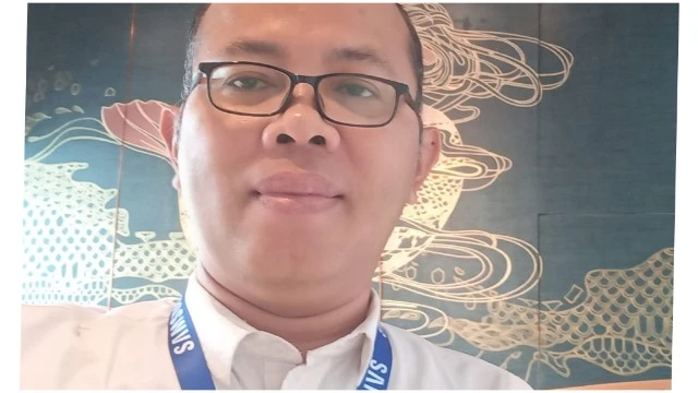 Di Atas Bendera Konstitusi Baru