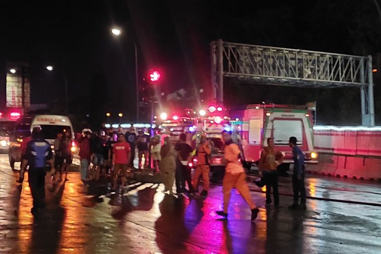 4 Orang Tewas dan 18 Orang Luka-luka Akibat Kecelakaan di Pertigaan Exit Tol Bawen