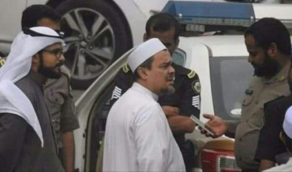 HRS Laporkan Pelaku Pemitnah Dirinya dengan UU Spionase