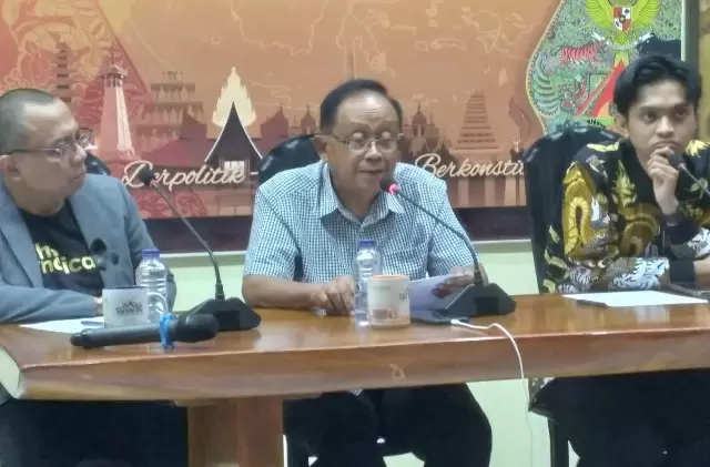 Presiden Langgar Mandat Dipuja-puja, Aktivis 78: Masyarakat Indonesia Punya Perilaku Patologis