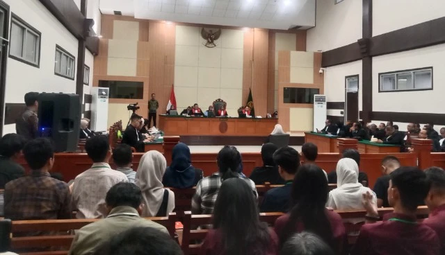 Eksepsi Dokter Tifa Diterima, Perkara Yang Dilaporkan Jokowi Terkait Ijazahnya Dihentikan