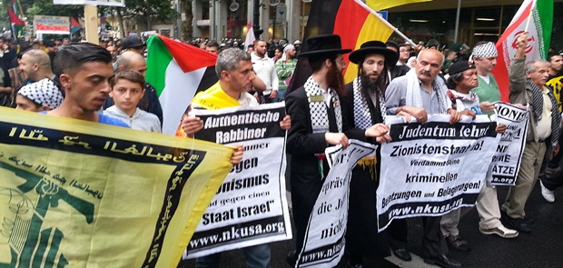 Sebelum Bertanding, Para Pesepakbola Turki Gelar Aksi Bela Palestina