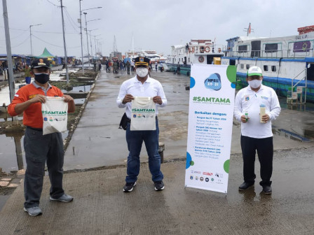 Kantong Belanja Disosialisasikan di Pelabuhan Kaliadem   