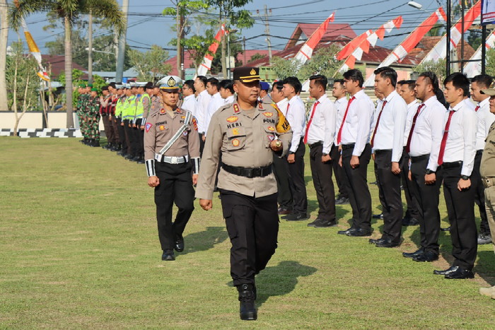 Kapolres Lampung Barat pimpin Apel gelar Pasukan Operasi Zebra Krakatau 2023