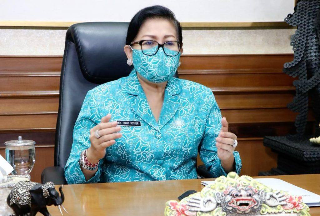Ny. Putri Koster Ajak Kader PKK Sosialisasikan Pola Asuh Tepat Sesuai Usia Pertumbuhan Anak