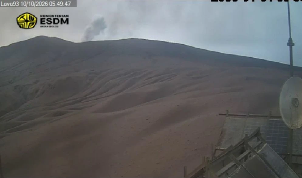 Masih Erupsi, Status Gunung Anak Krakatau Telah Dinaikkan ke Level III (Siaga)