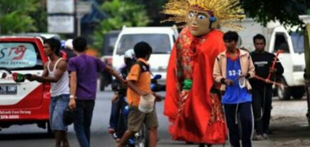 Pemprov DKI Akan Tertibkan Ondel-ondel Keliling