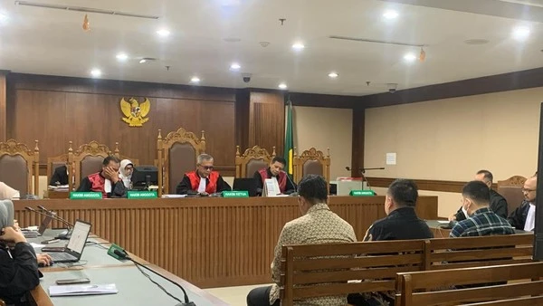 Tilep Barang Bukti Kasus investasi bodong, Eks Jaksa Kejari Jakbar Divonis 7 Tahun Penjara