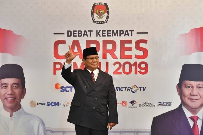 Prabowo Ingatkan Jokowi : Hati-hati Banyak 'ABS' Sama Bapak