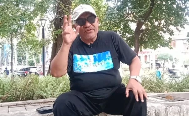 Rakyat Jangan Terjangkit Bloonisme
