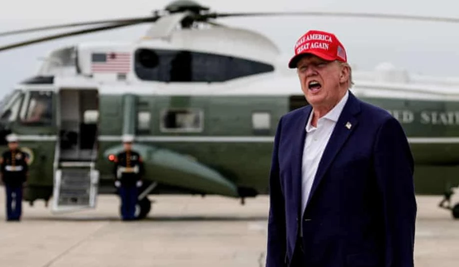 Trump Ngancam akan Membom Oman