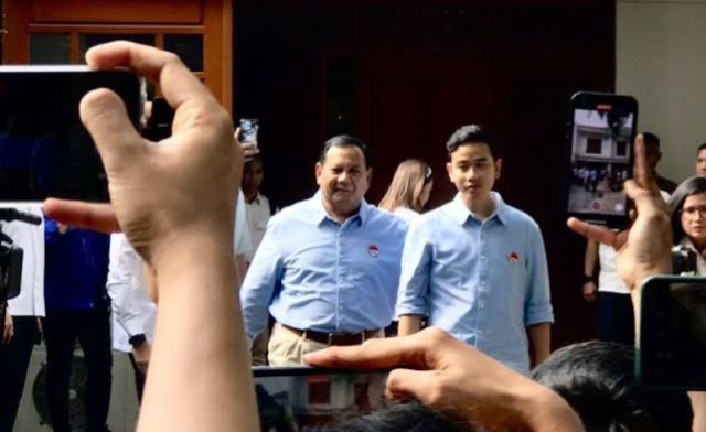 Krisis Konstitusi dan Konflik Politik Semakin Dekat