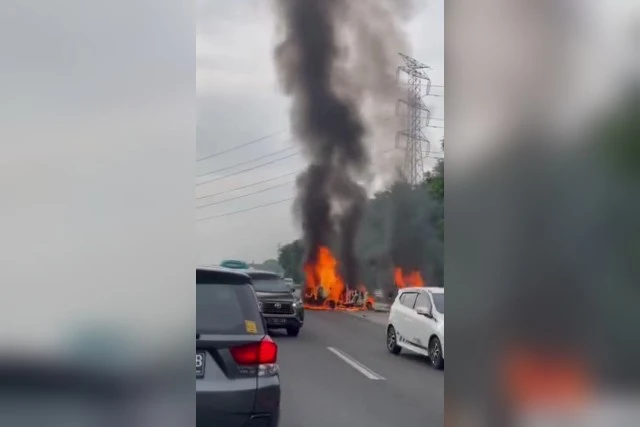 13 Orang Tewas Akibat Kecelakaan Maut di Tol Japek KM 58