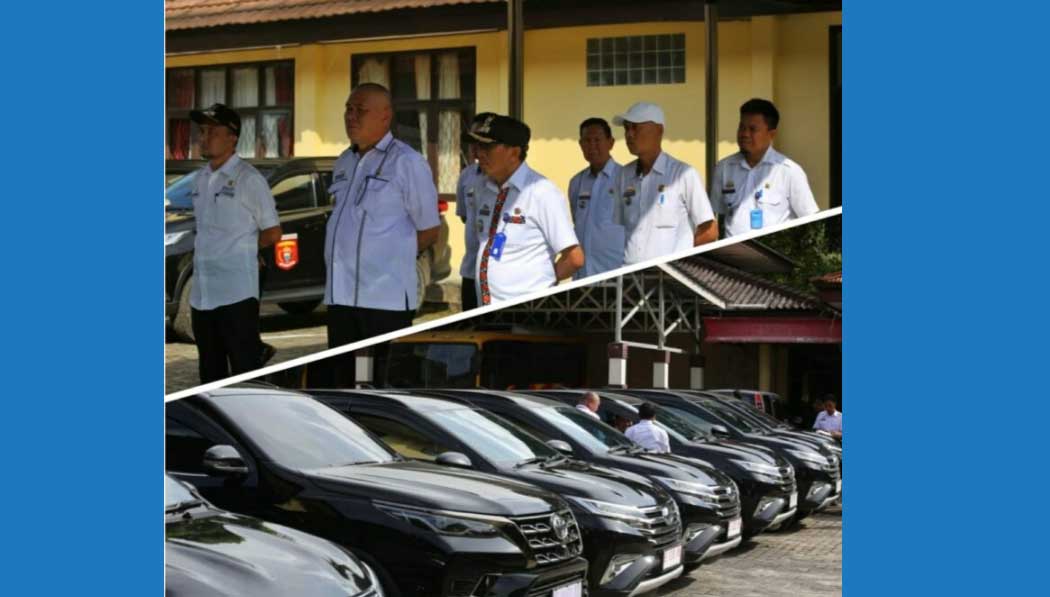 Plh. Sekda Lampung Barat Menyerahkan Kendaraan Dinas Untuk Sembilan Camat Di Lampung Barat