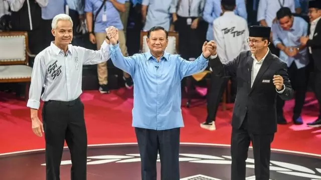 Anies Unggul di Debat Capres I, Prabowo Emosional, Ganjar Kurang Bersinar