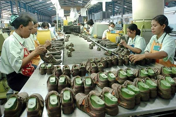 2025 Kelabu: 9 Perusahaan Tutup, Lebih dari 100.000 Karyawan Di-PHK