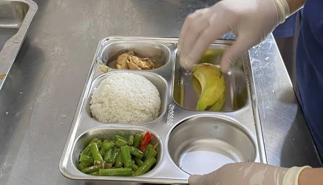 Menu Makan Bergizi Gratis di Halim Tidak Dilengkapi Susu Sapi