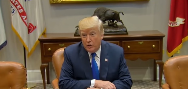 Trump Ambil Bagian Sebarkan Cuitan Twitter Anti-muslim