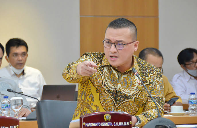 Kebijakan WFH Pemprov DKI Dinilai Tidak Berkeadilan