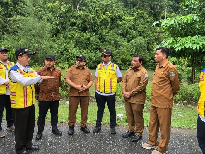 Pemerintah Pusat Tunjukkan Keseriusan Dengan Turunkan Tim Ke Lokasi Pembangunan Terowongan Paro–Kulu–Geurutee