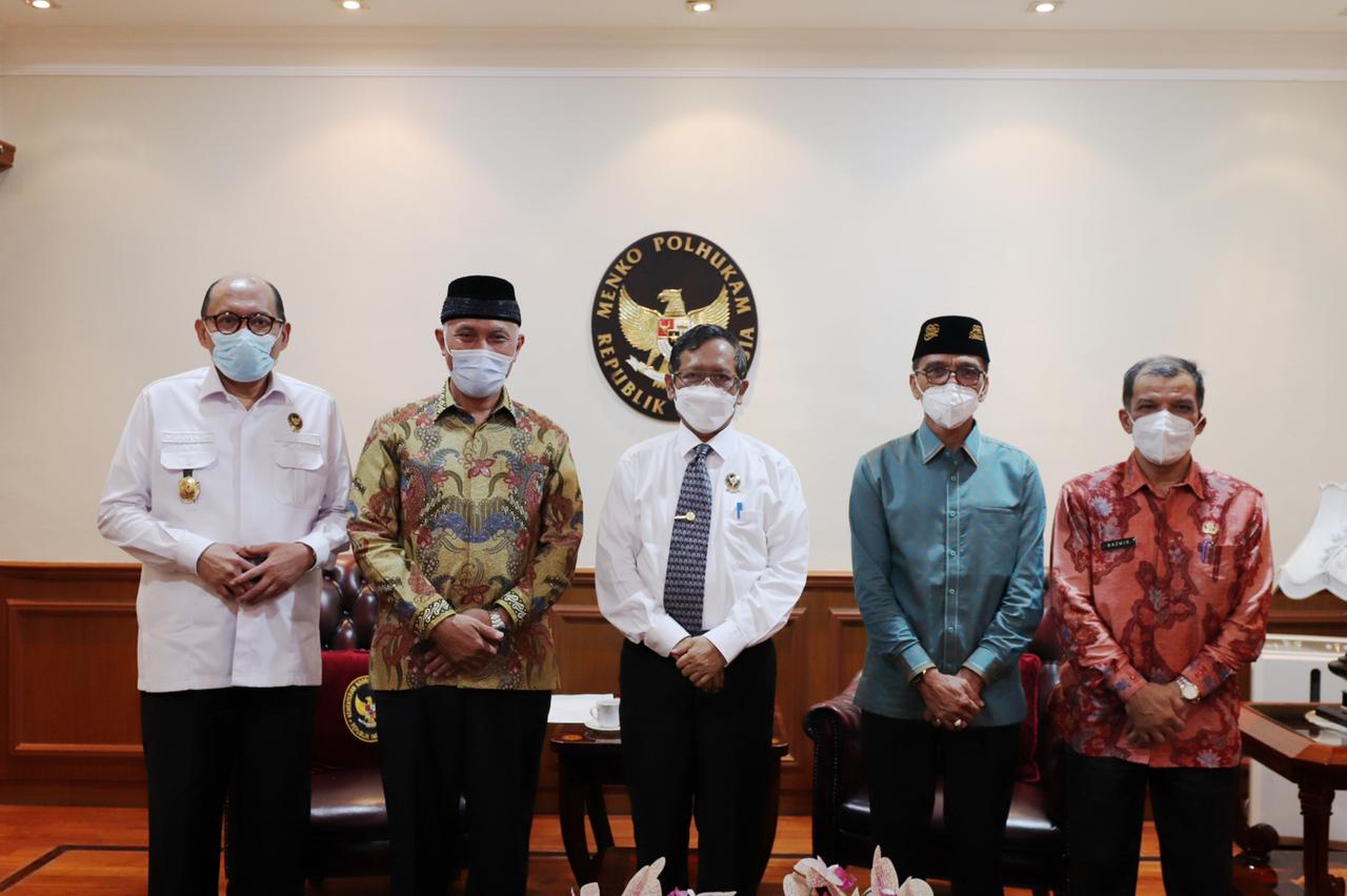 Gubernur Sumbar Temui Menkopolhukam, Tindak Lanjutin Percepatan Pembangunan Monumen Bela Negara