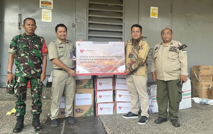 Bank DKI Alirkan Bantuan Untuk Korban Kebakaran di Kecamatan Manggarai, Jakarta Selatan