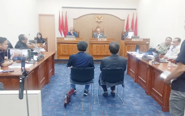Sidang Terkait Ijazah Jokowi Kembali Digelar di KIP, Roy Suryo Jadi Saksi Ahli