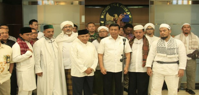 IPW Pertanyakan Polisi Aksi 313 Makar, TNI dan BIN Santai