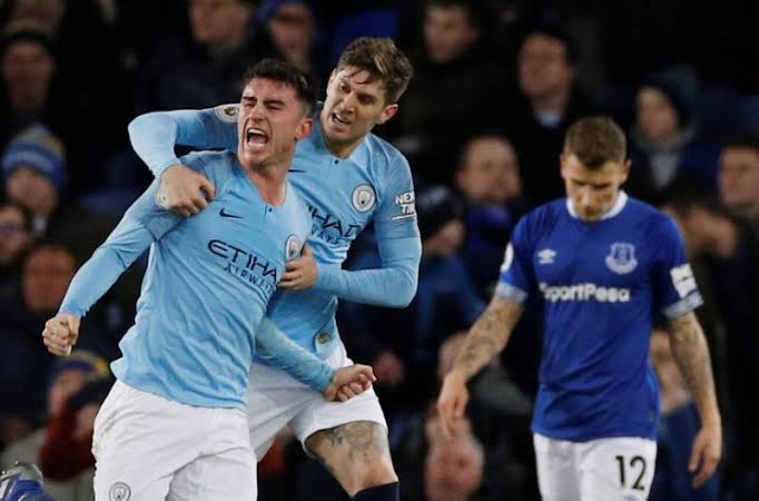 Bungkam Everton 2-0, ManCity Mengkudeta Liverpool