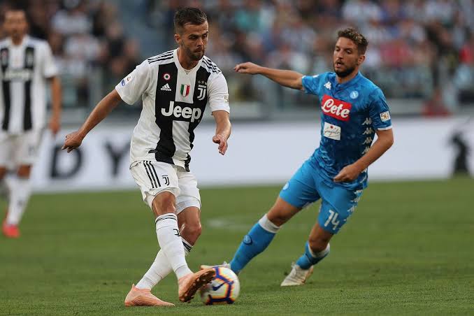 Juventus Tundukan Napoli, Liverpool Ditahan Imbang Everton