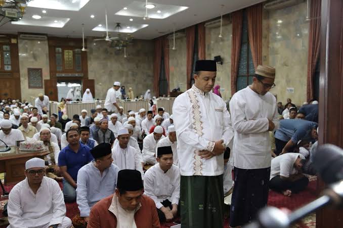 Anies Dukung Program Magrib Mengaji dan Subuh Berjamaah