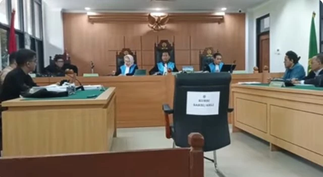 Tolak Keberatan UGM Soal Ijazah Jokowi, PTUN Jakarta Dinilai Bela Demokrasi
