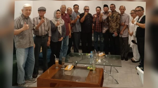 Antara Bangsawan dan Bangsat