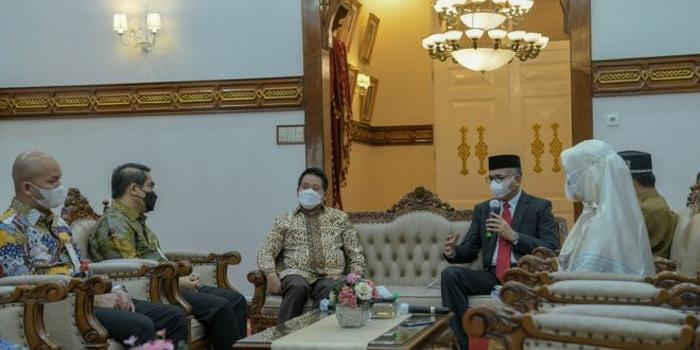 Gubernur Aceh Ajak Bank Syariah Indonesia Bersinergi dengan Bank Aceh Syariah