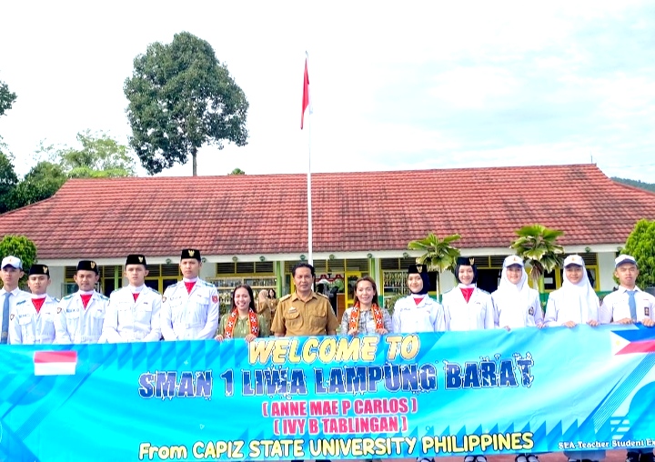 Luar Biasa,SMAN 1 Liwa,Kedatangan Dua Mahasiswa Asal Negara Filipina
