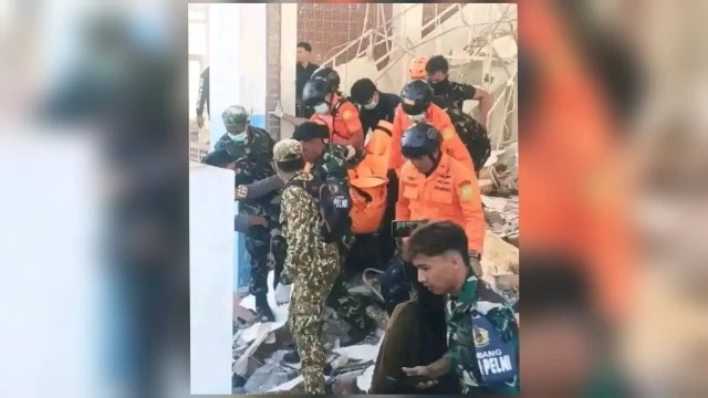 5 Orang Tewas Akibat Gempa Bermagnitudo 7,7 di NTT