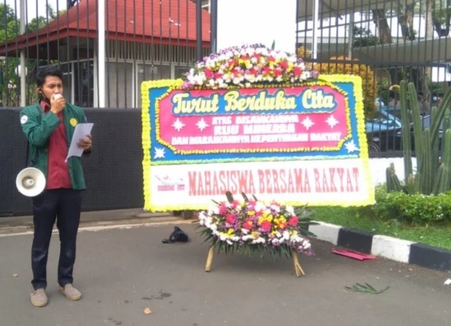 Tuntut Terbitkan Perppu, Mahasiswa Ultimatum Jokowi