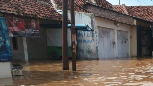 3 Kecamatan di Cirebon Dilanda Banjir, Ratusan Orang Sempat Mengungsi