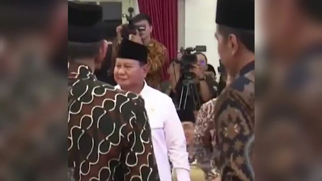Viral Video Jokowi Nyueki Prabowo, Henri Subiakto: Konflik Rebutan Pengaruh Sudah Dimulai?