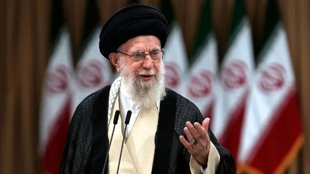 Ayatollah Ali Khamenei: Pemimpin yang Membentuk Perlawanan Iran