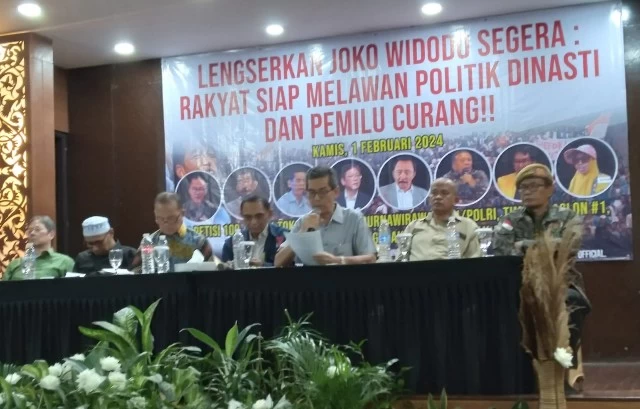 Petisi 100 Desak Aparat Penegak Hukum Usut dan Sidik Kasus-kasus yang Diduga Melibatkan Jokowi