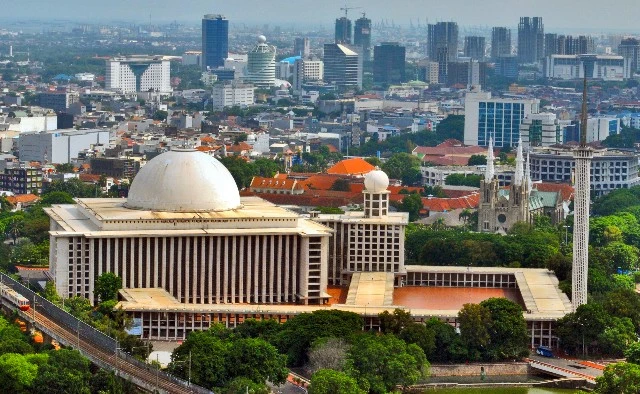 Prabowo, Jokowi, Ma'ruf Amin dan Megawati Berkurban di Istiqlal