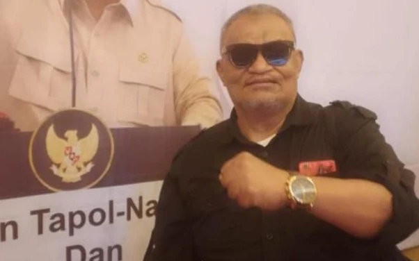 Tak Tahu Kasus Keracunan MBG, Muslim Arbi Minta Prabowo Pecat Wamensesneg Bambang Eko!