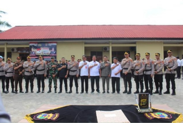 Kapolda Lampung Meresmikan Mapolres Pesisir Barat